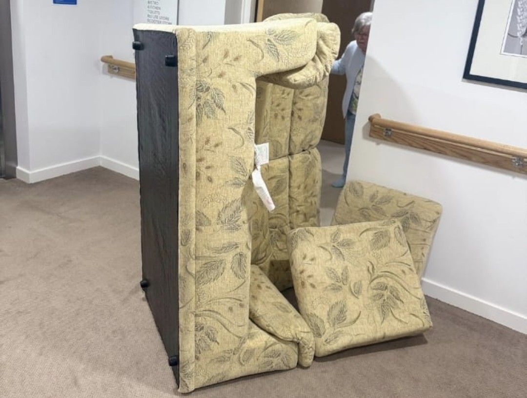 Get Rid of Unwanted Sofas